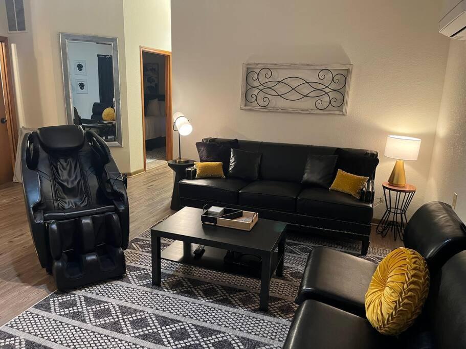 Paradise Oasis Near Lake *Full Body Massage Chair* Longview Luaran gambar